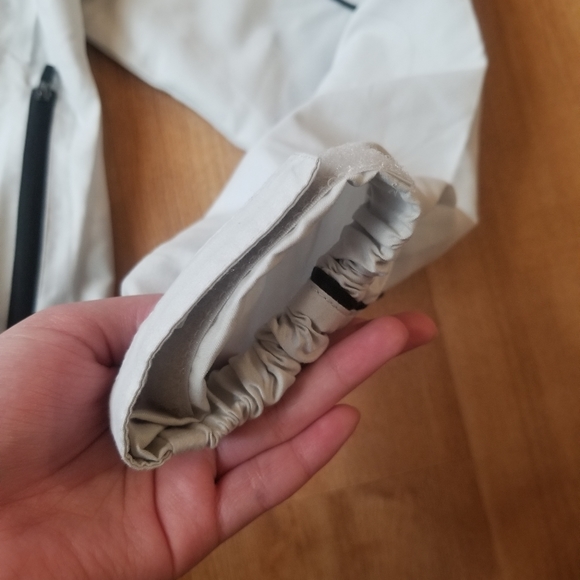 Oversized White Windbreaker - Picture 6 of 10